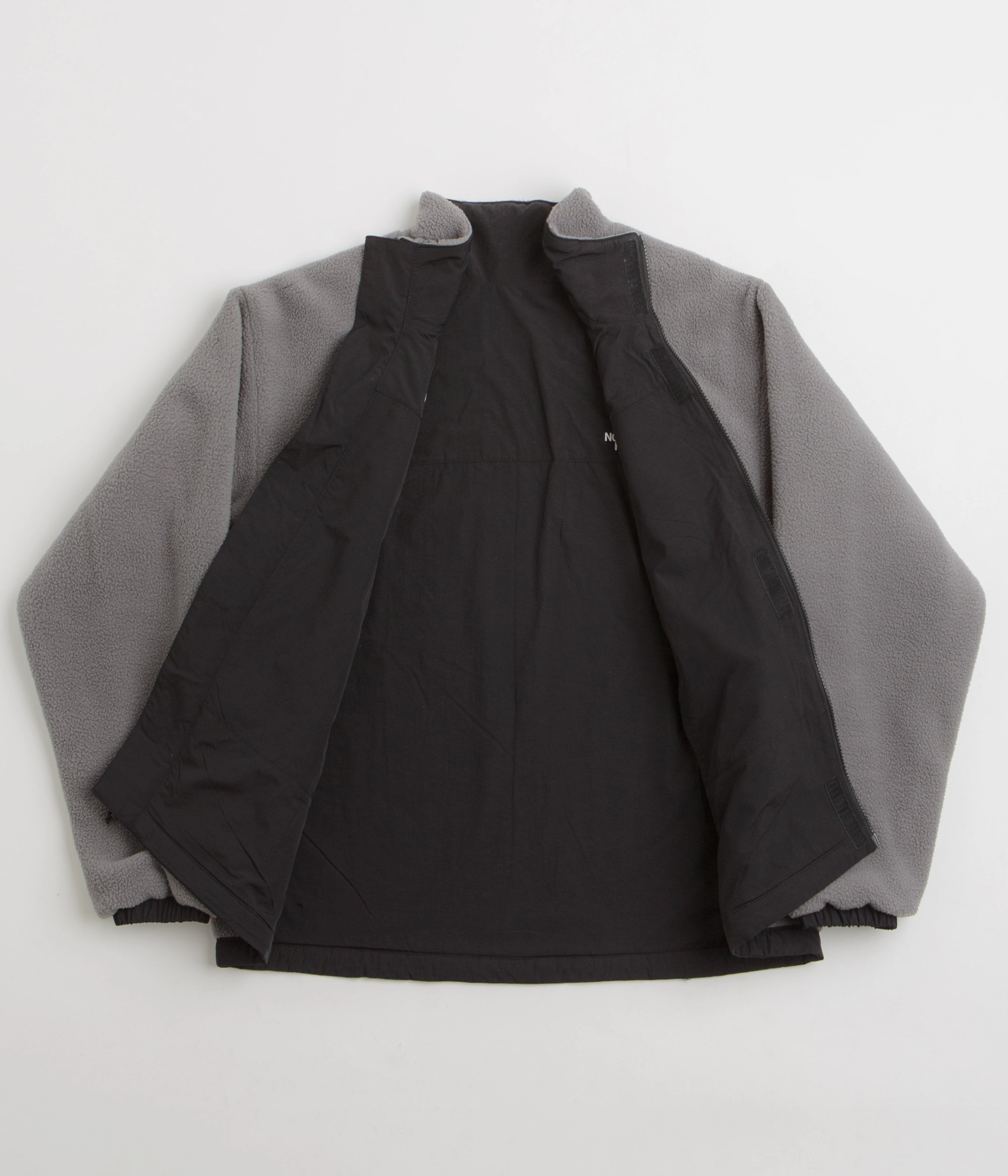 The North Face Yumiori Reversible Jacket - TNF Black / Smoke Hypoallergenic Fibers Sporty Layers