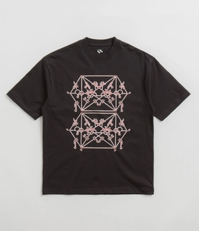 Casual Must-Have The Trilogy Tapes Envelope Goat T-Shirt - Black