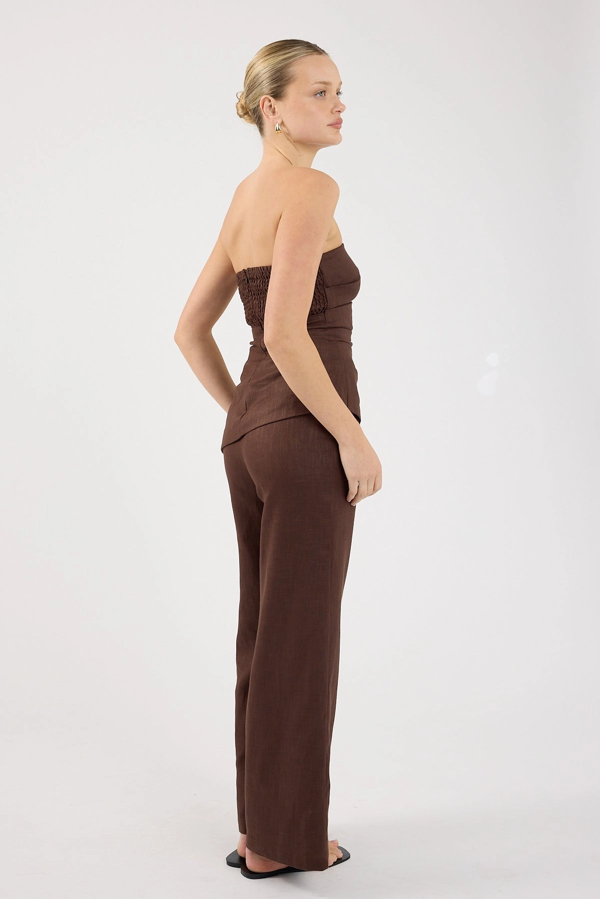 StretchMaterial Comfort for All Perfect Stranger Marlo Mid Rise Menorca Pant Brown