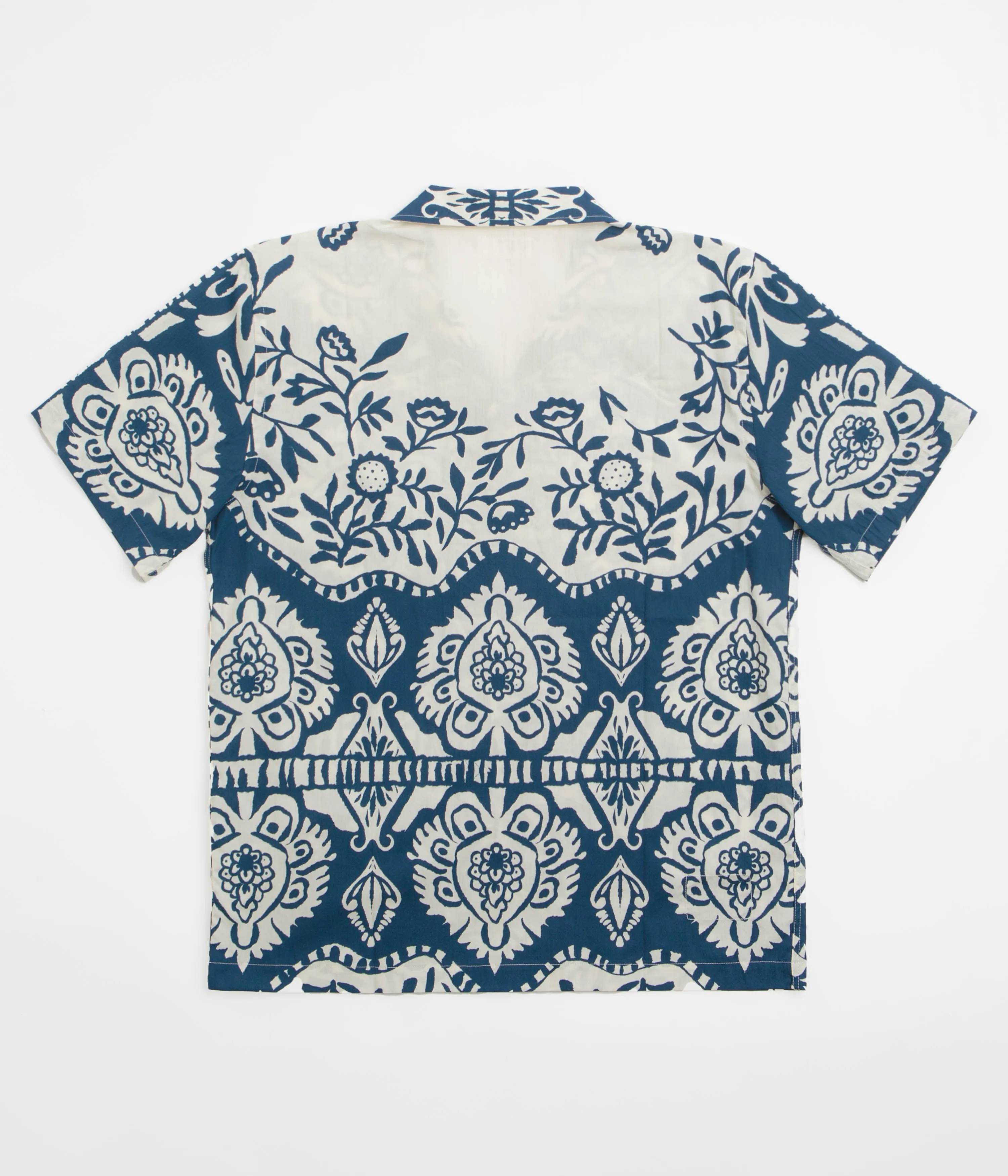 Edgy Design Mountain Retreat Universal Works Road Shirt - Navy / Island Print