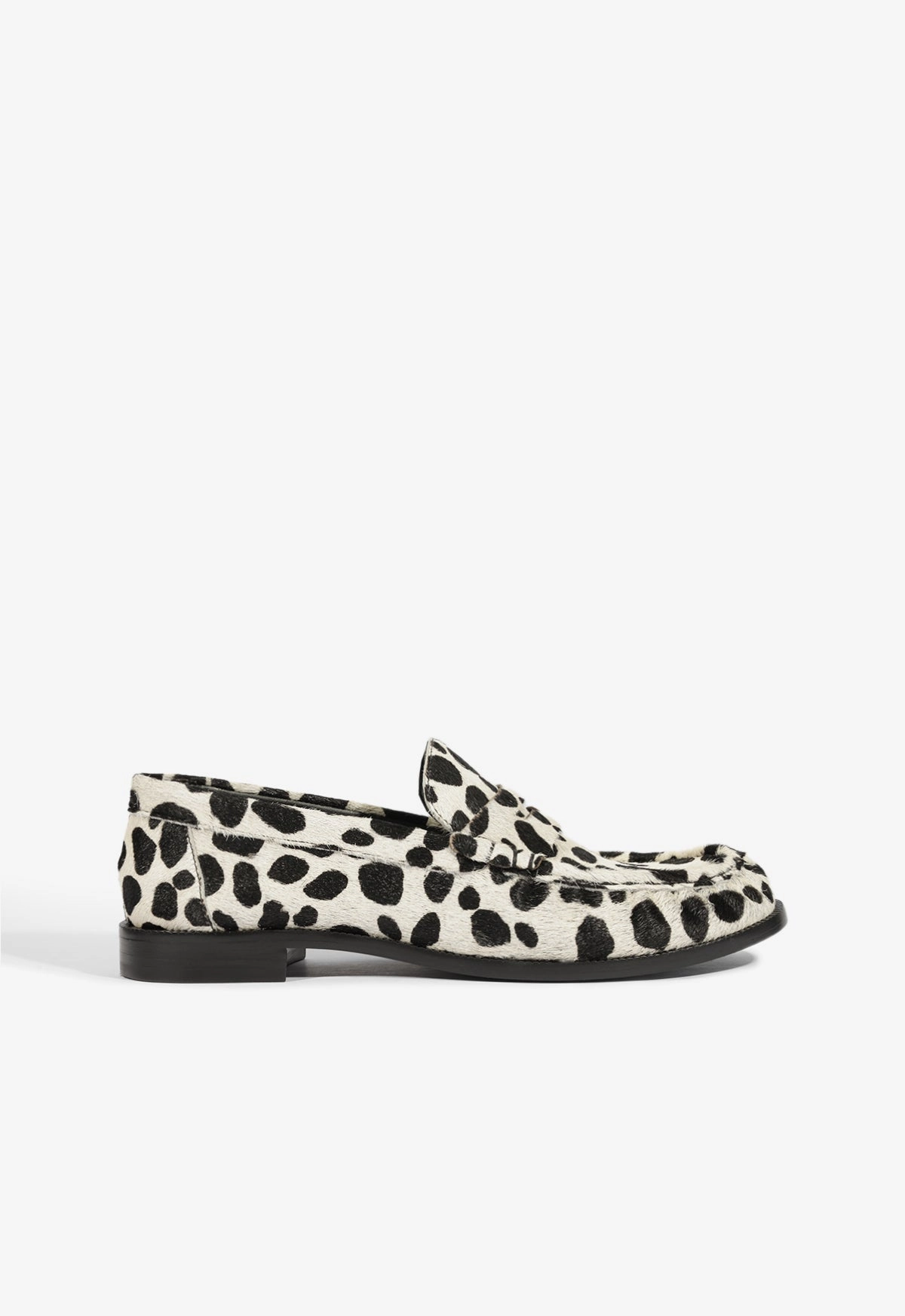 Tyche Calf Hair Flat Minimal Mood