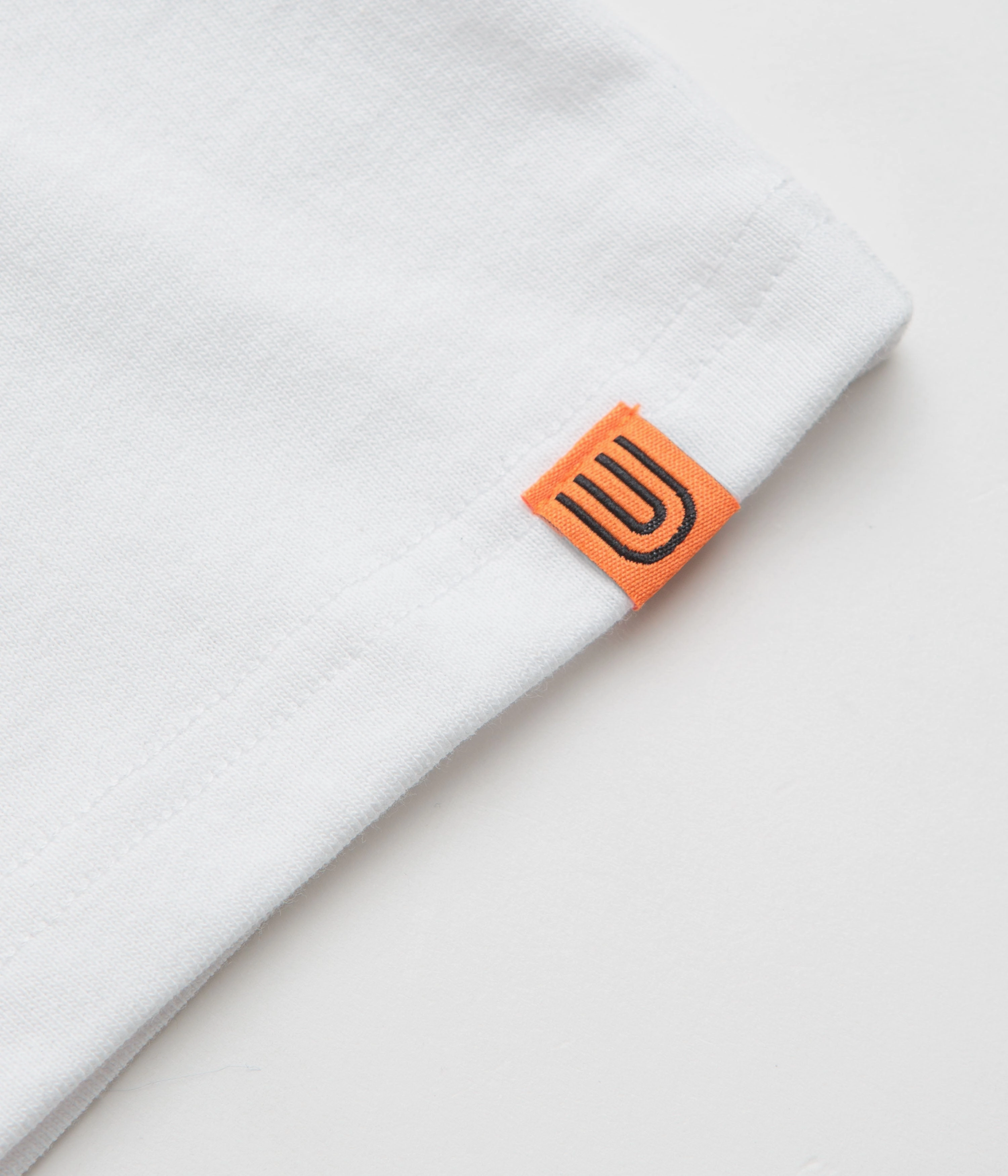 Universal Overall Historical Logo T-Shirt - White Movie Night
