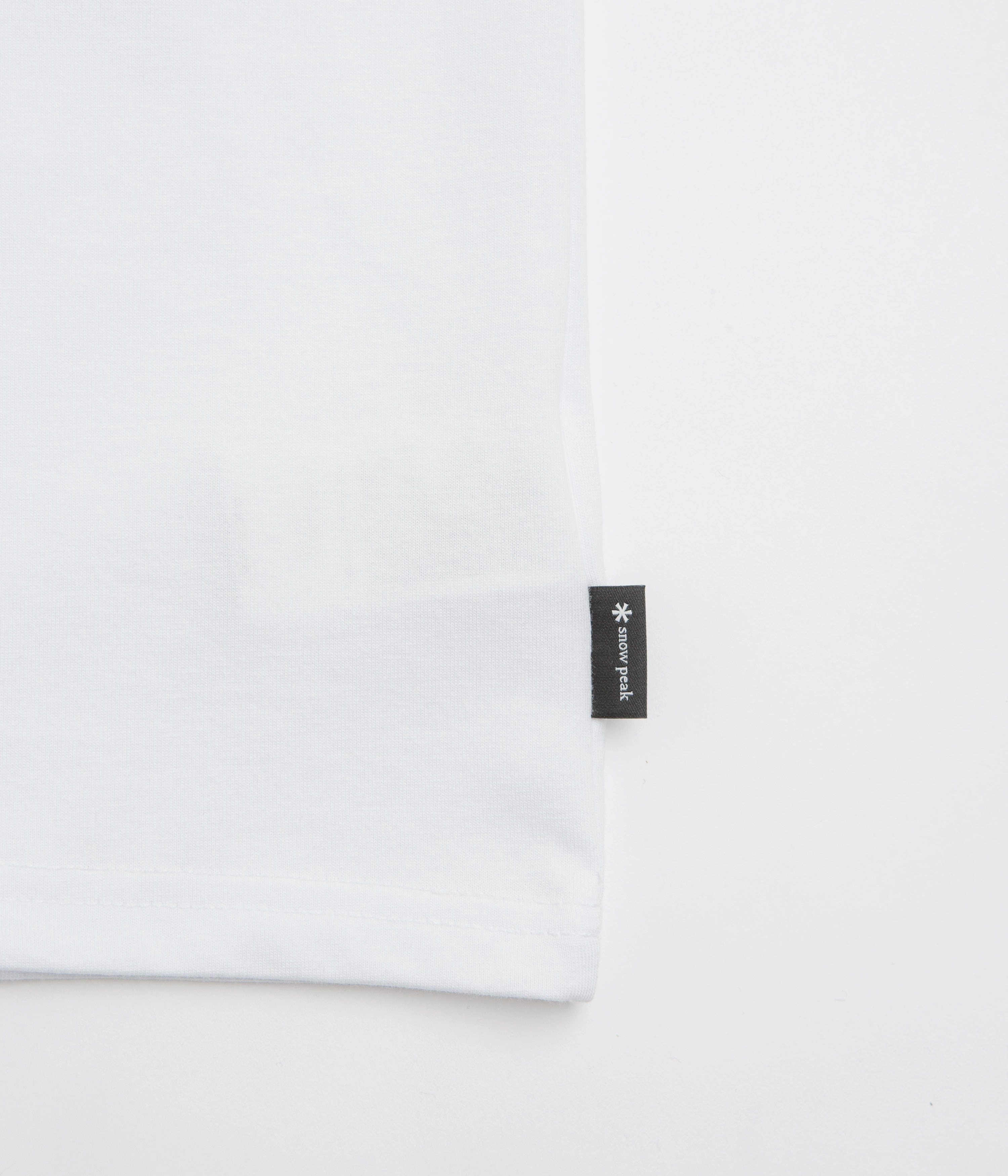 Snow Peak Chest Logo T-Shirt - White light layering
