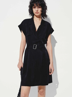 Luxury-Fabric Fashionable Fit V-neck Black Mini Dress