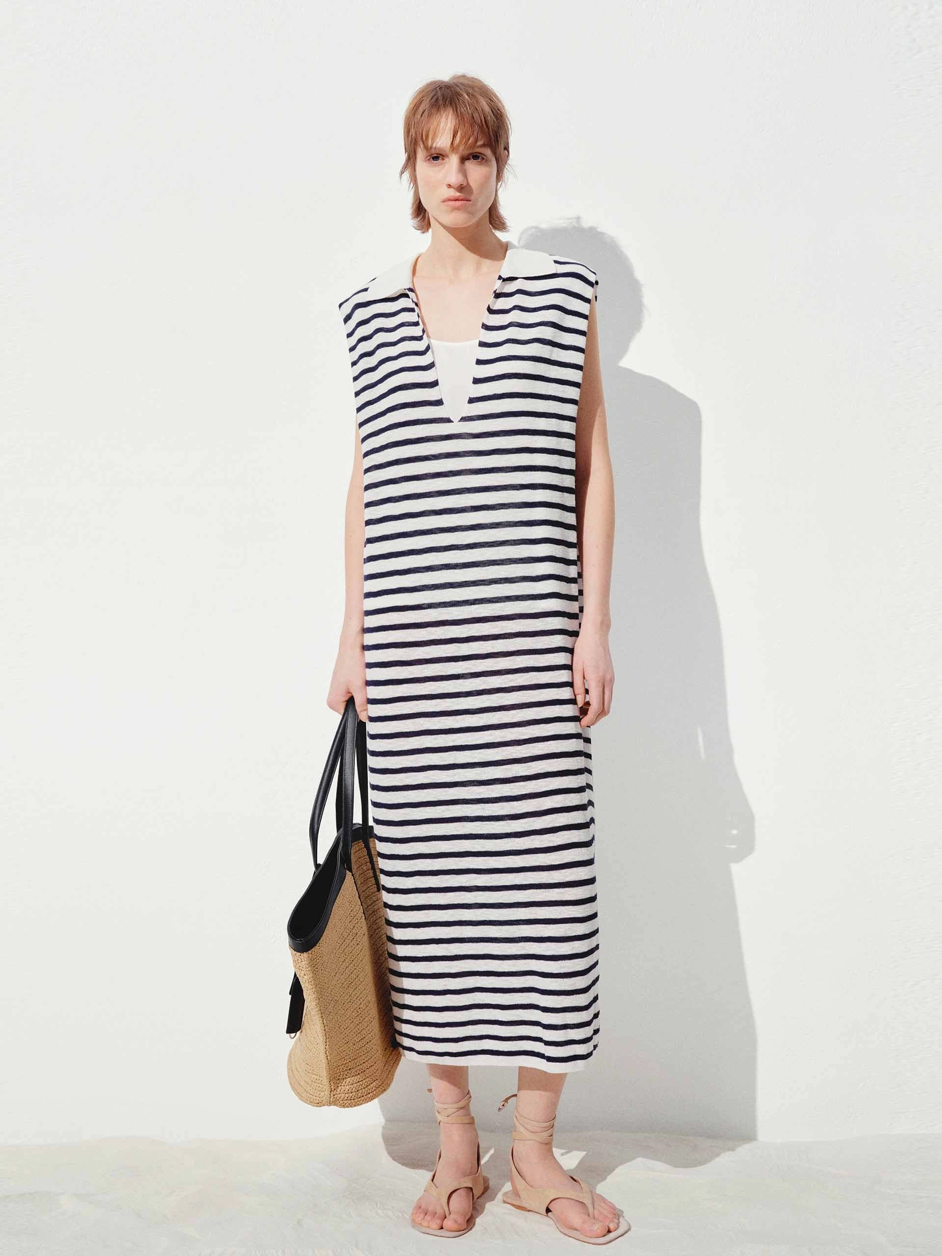 V-neck Sleeveless Dress Smooth Edge Side Tie