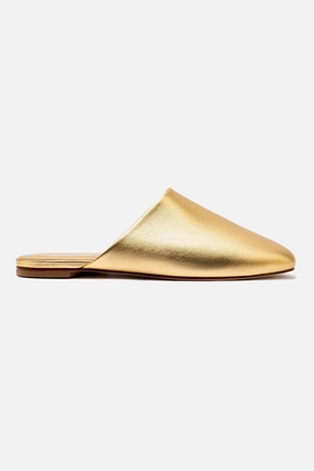 Gift Glow kids wear Venice Flat Mule and Pouch Kit In Gold Metallic Leather