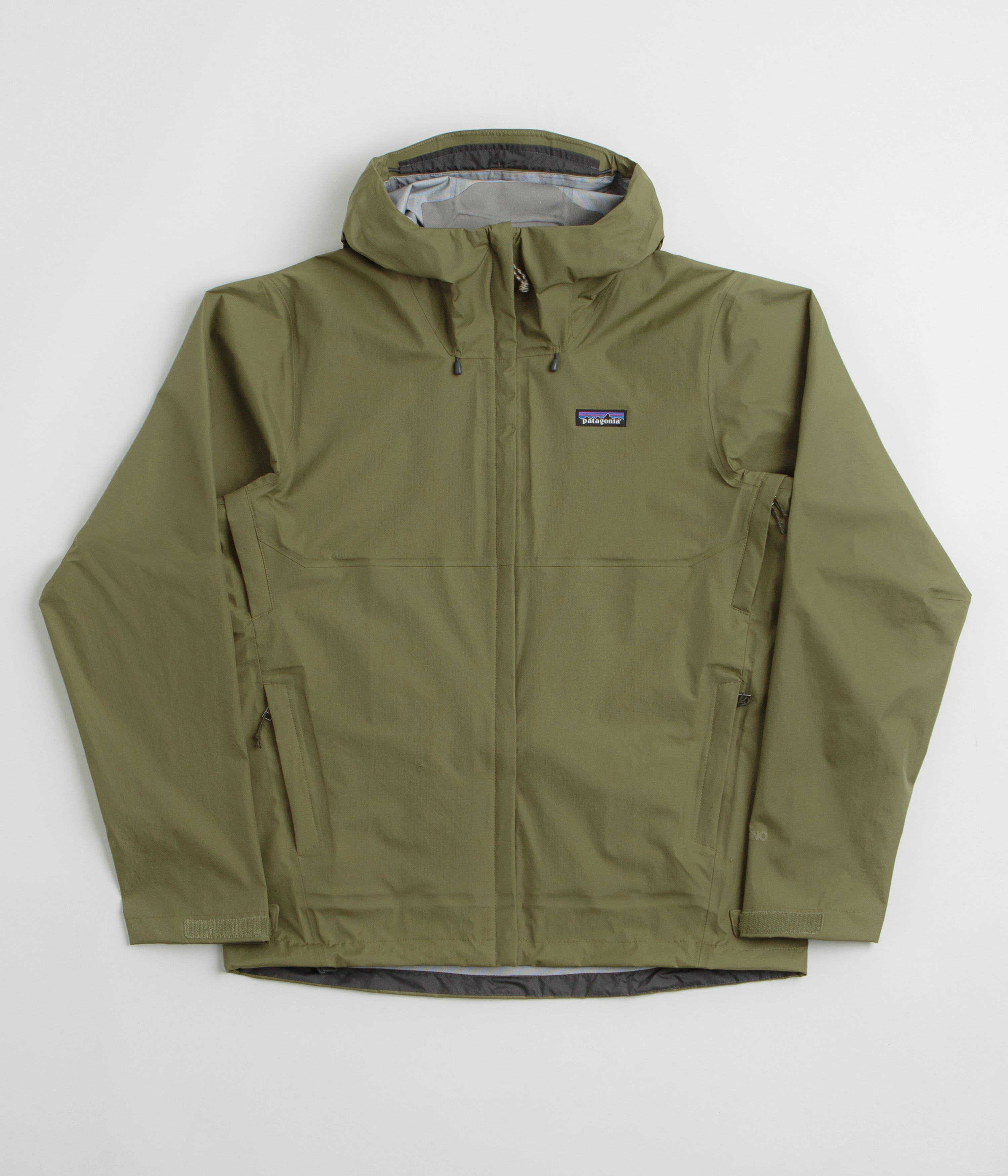 Simple Modern Piece Minimal Aesthetic Patagonia Torrentshell 3L Jacket - Tent Green