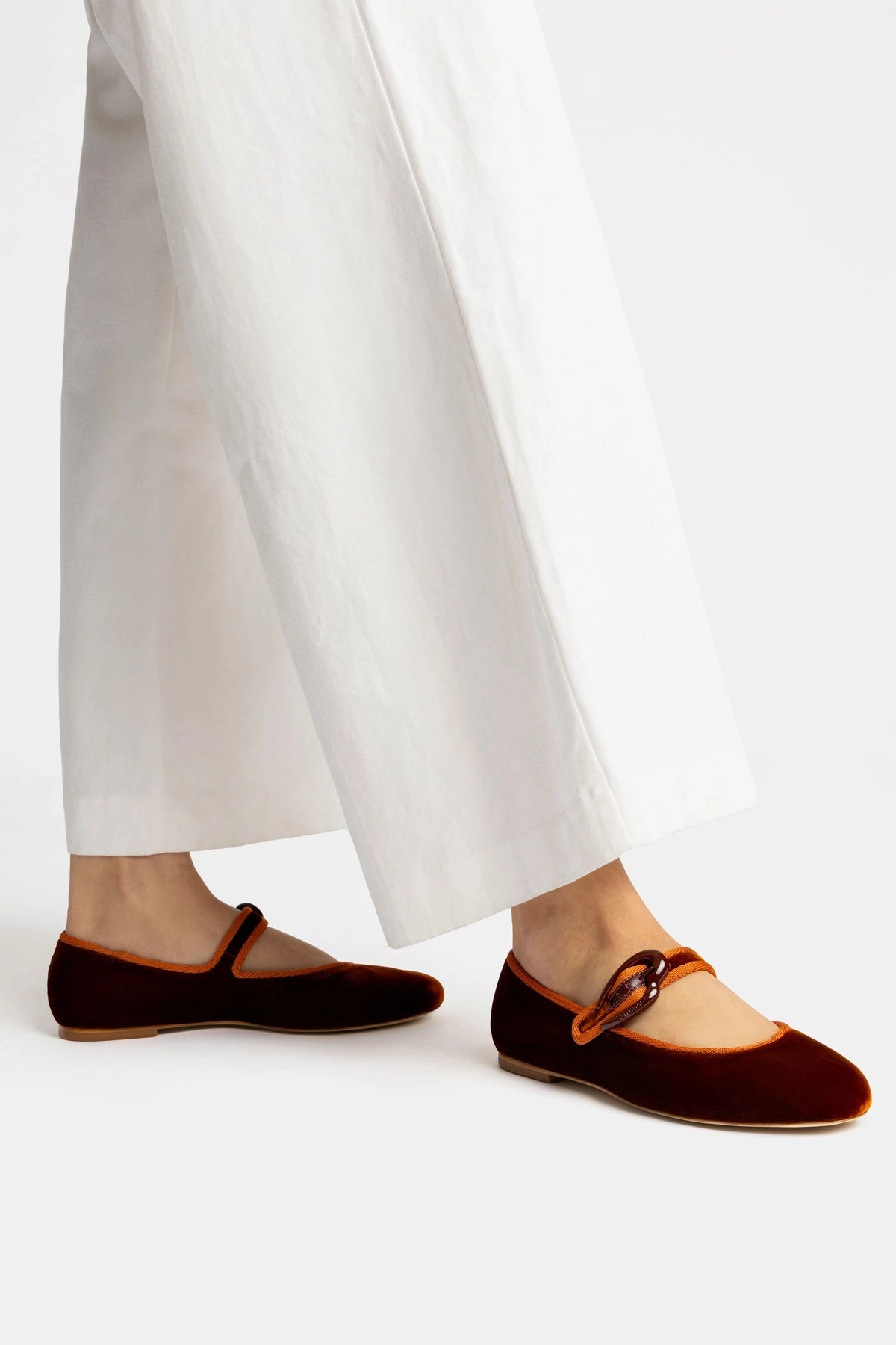 Foot Health Verona Ballet Flat In Cuoio Velvet
