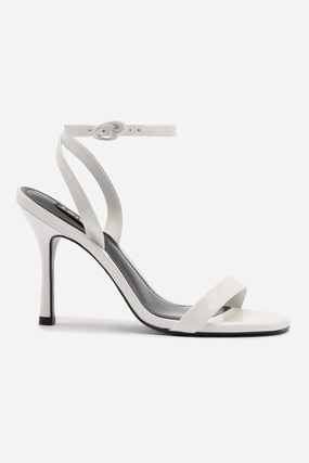 Veronina Sandal In White Patent Leather Chic Walk