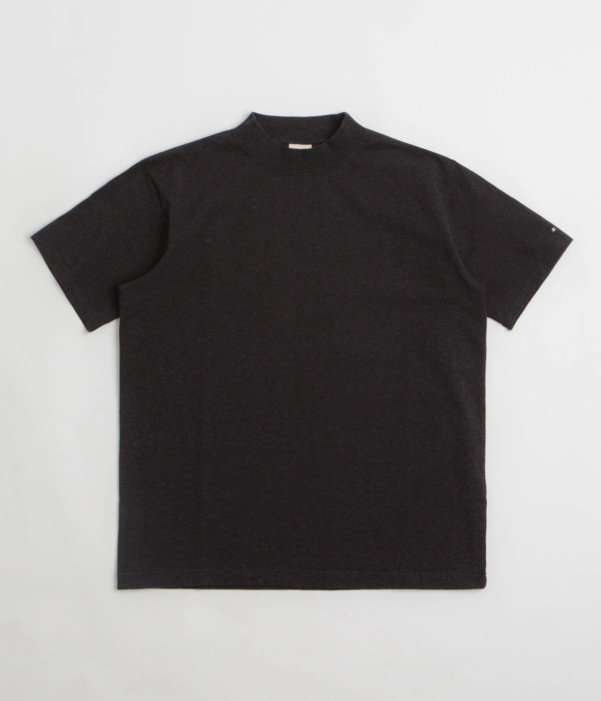 All-day style Versatile Look Snow Peak Recycled Cotton Heavy Mockneck T-Shirt - Black