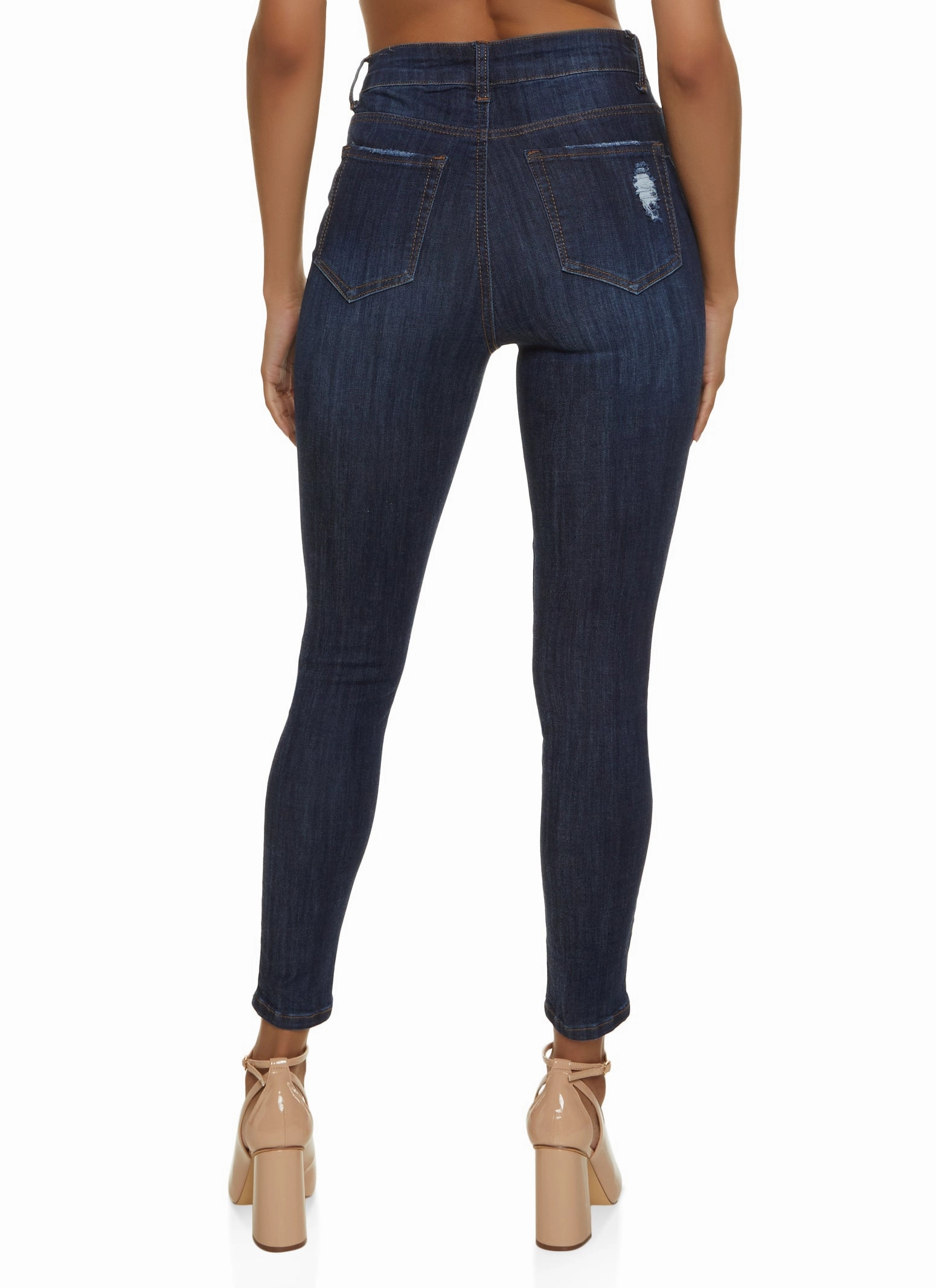 Trusted Outfit Rainy Day Chill Outfit Nature Lover WAX Distressed High Waist Cropped Skinny Jeans