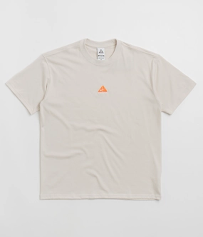 Evergreen City Casual Nike ACG Lungs T-Shirt - Light Orewood Brown
