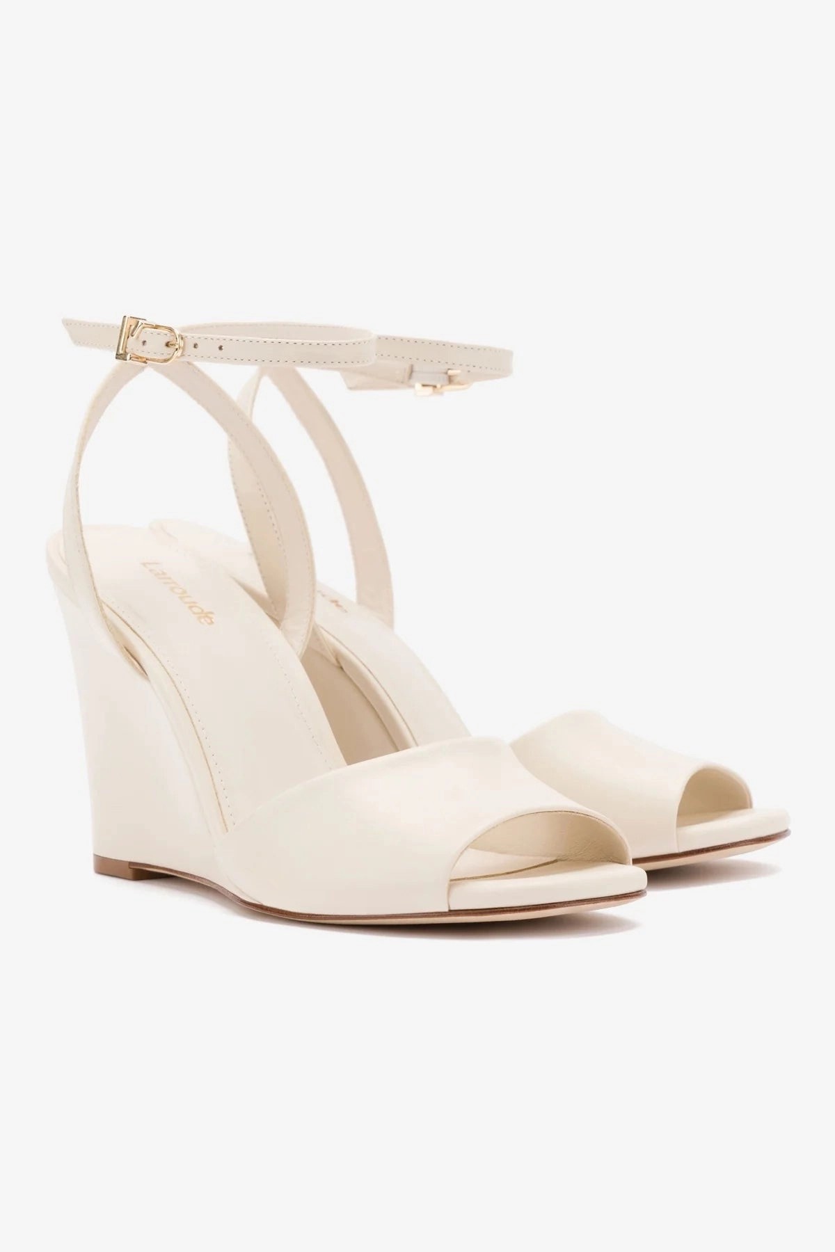 Open Toe Footwear Trail Ready Yves Wedge In Ivory Leather
